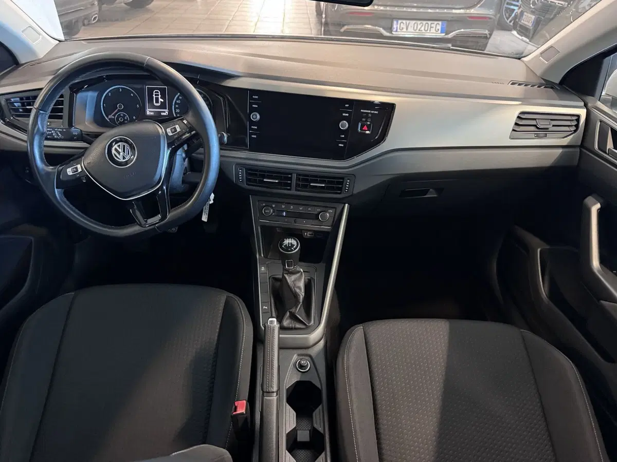 Volkswagen Polo usata a Messina (11)