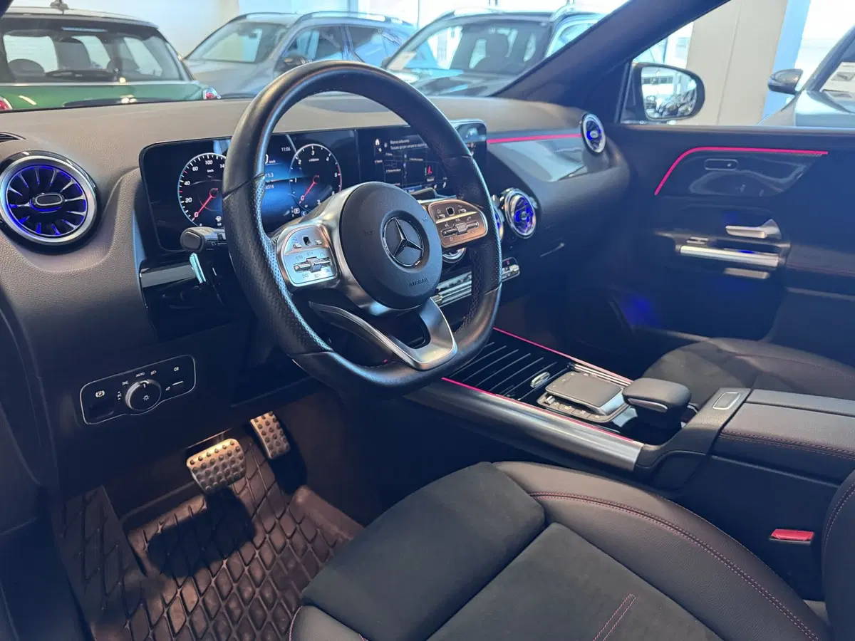 Mercedes-Benz GLA SUV usata a Messina (7)