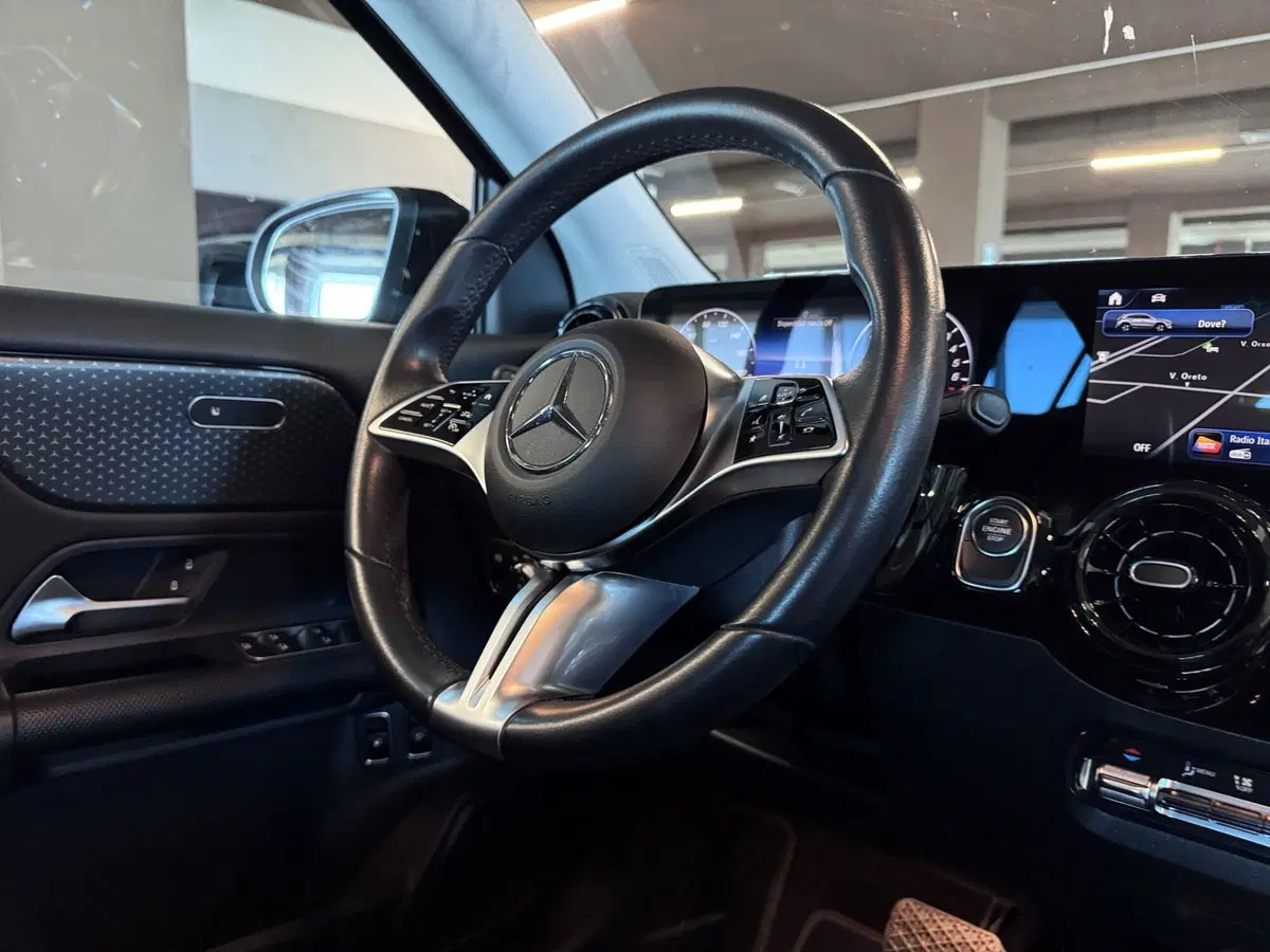 Mercedes-Benz GLA SUV usata a Messina (13)
