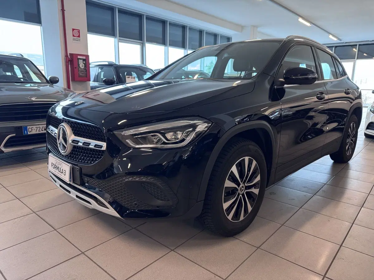 Mercedes-Benz GLA SUV usata a Messina