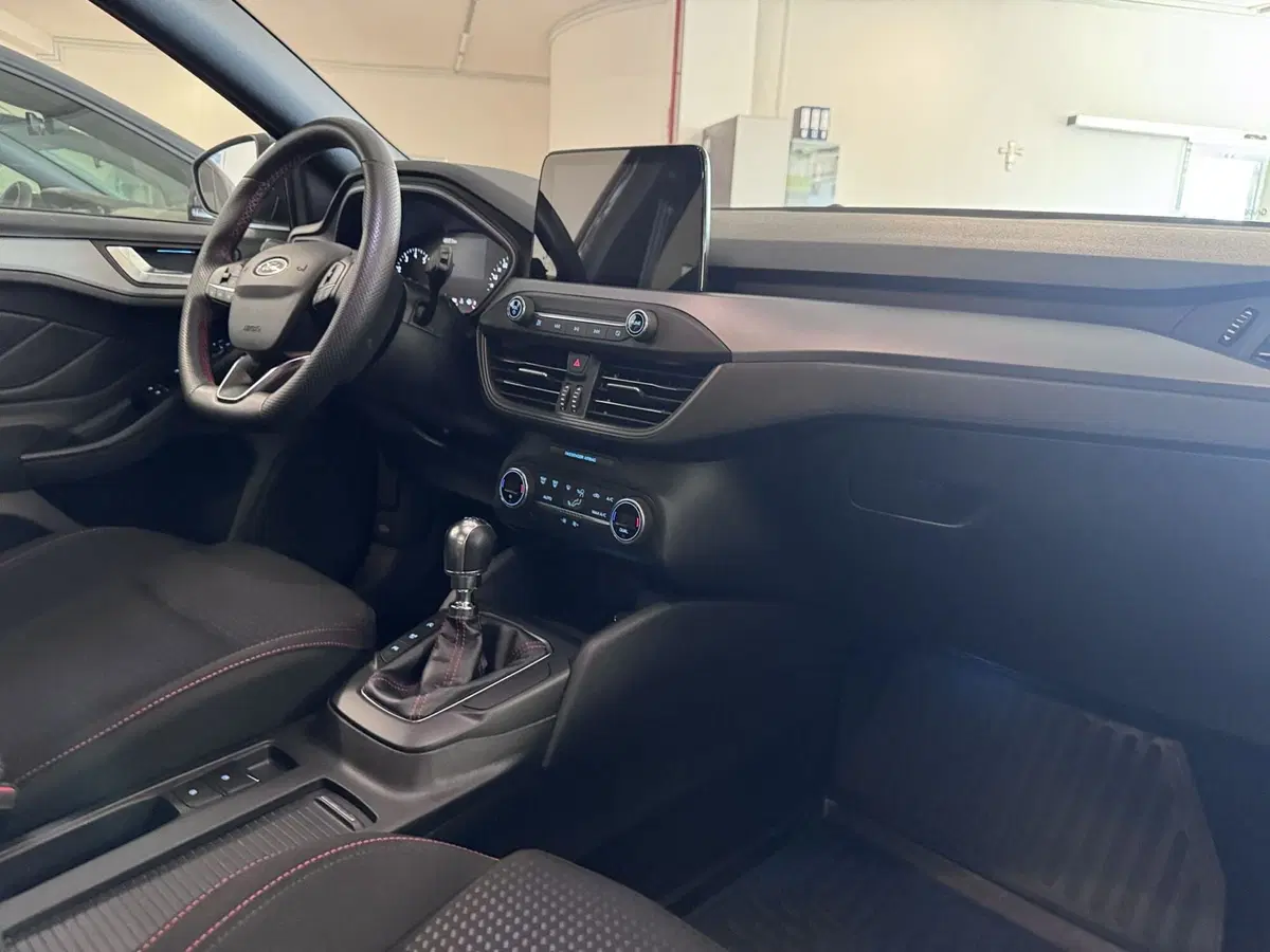 Ford Focus usata a Messina (9)