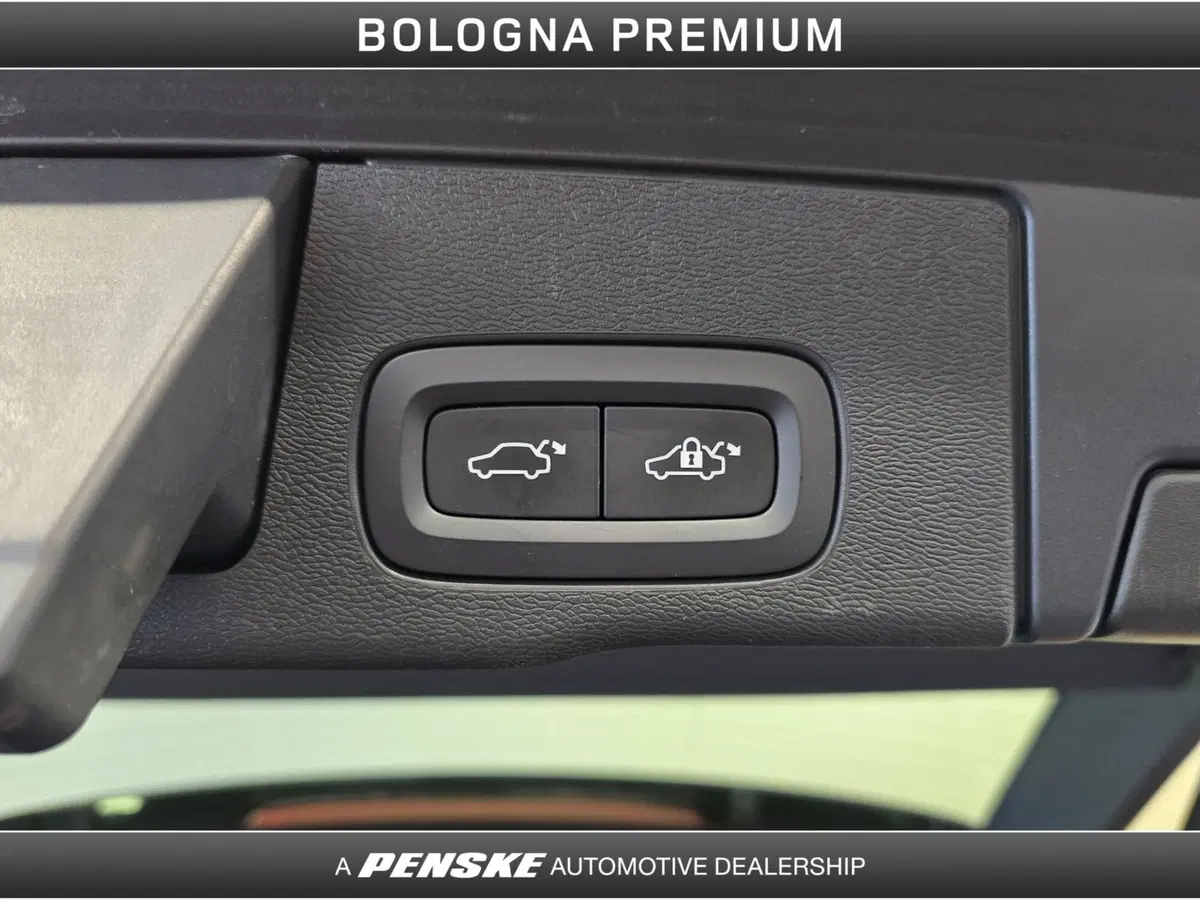 Volvo XC60 usata a Bologna (11)