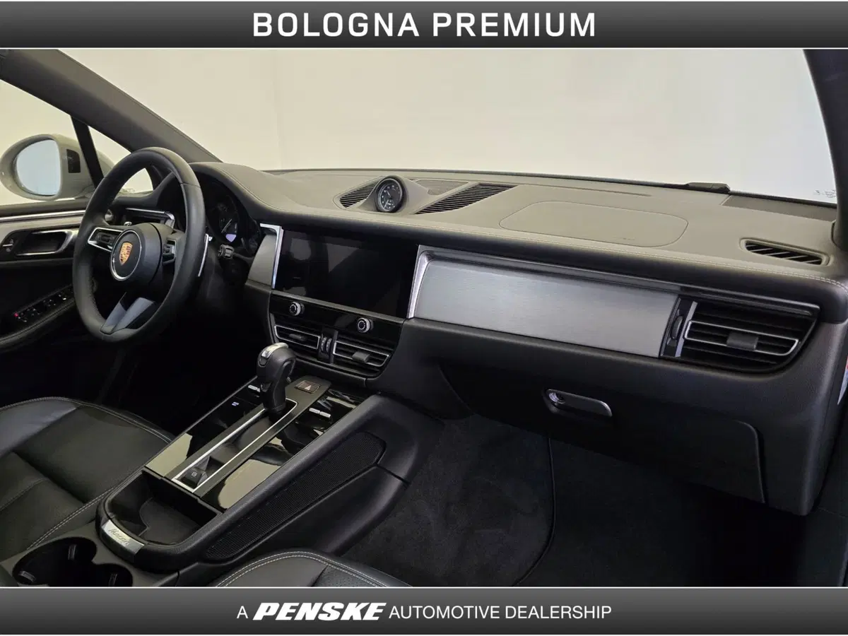 Porsche Macan usata a Bologna (17)