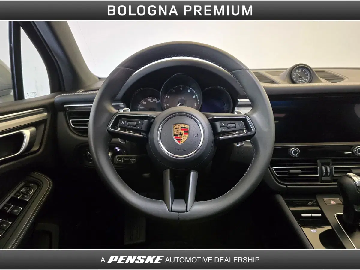 Porsche Macan usata a Bologna (18)