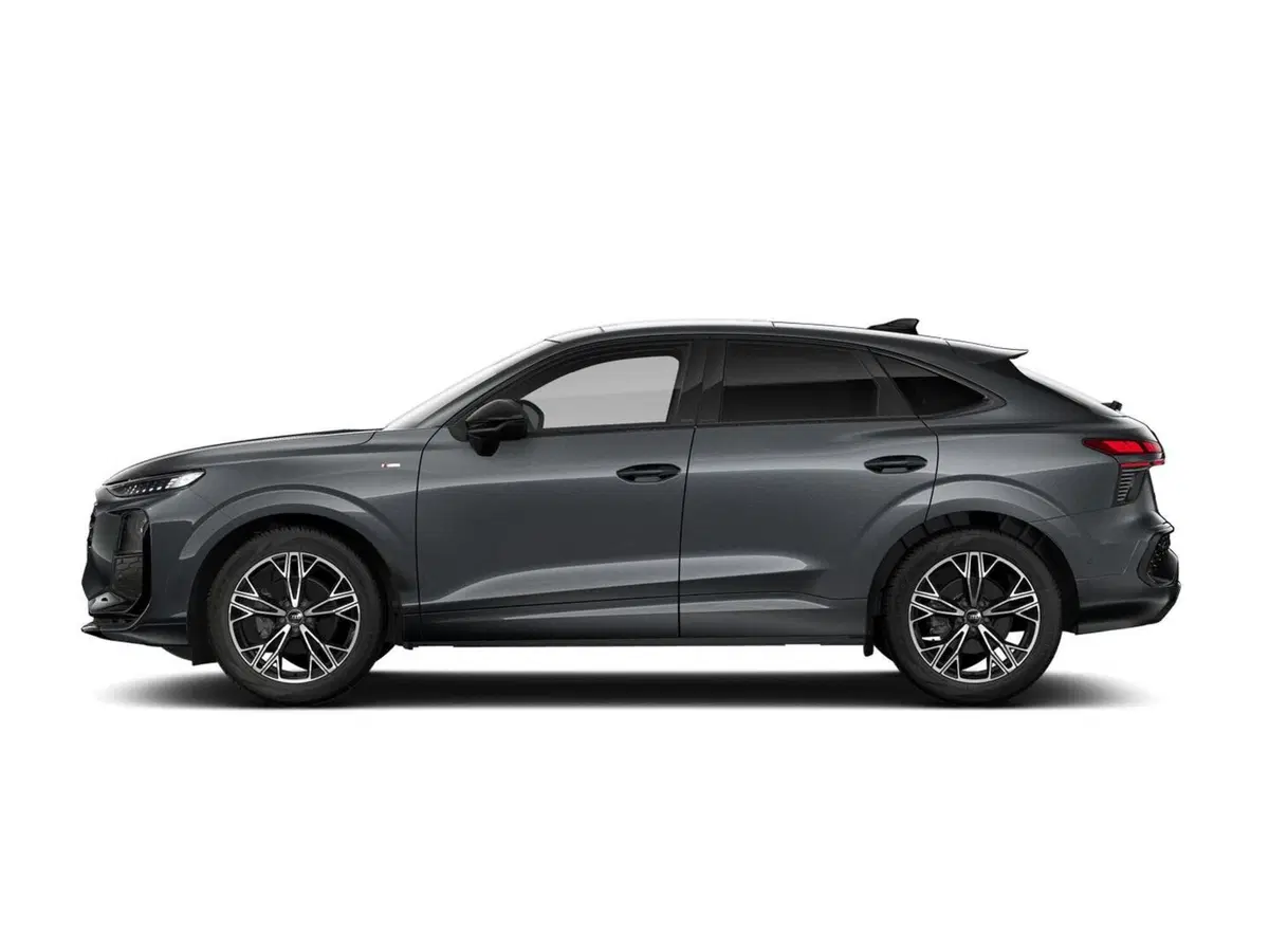 Audi Q3 Sportback nuova a Cuneo (4)