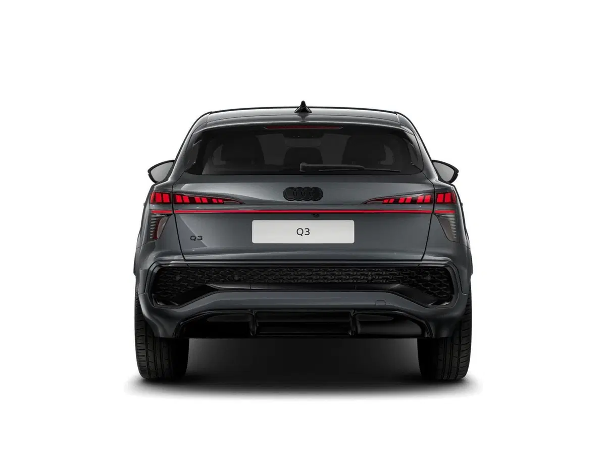 Audi Q3 Sportback nuova a Cuneo (6)