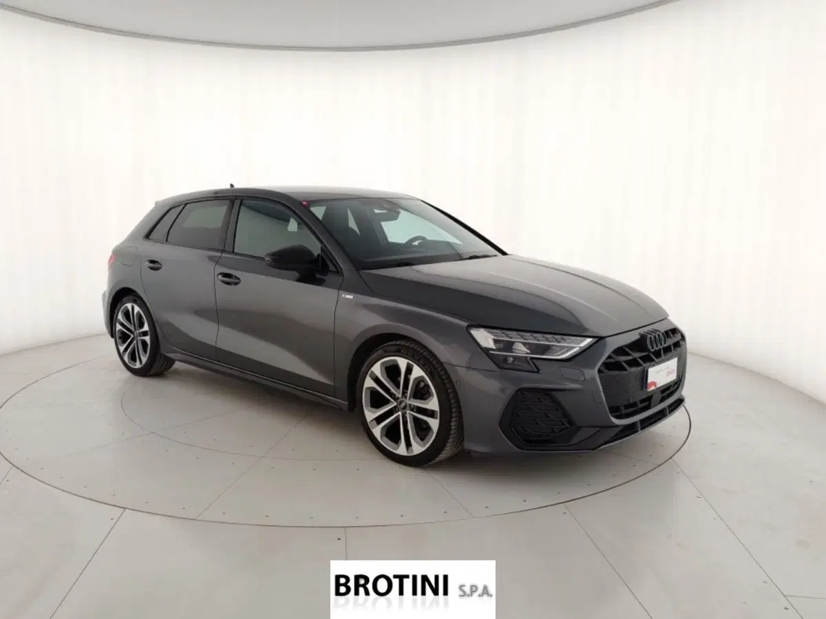 Audi A3 Sportback usata a La Spezia (4)
