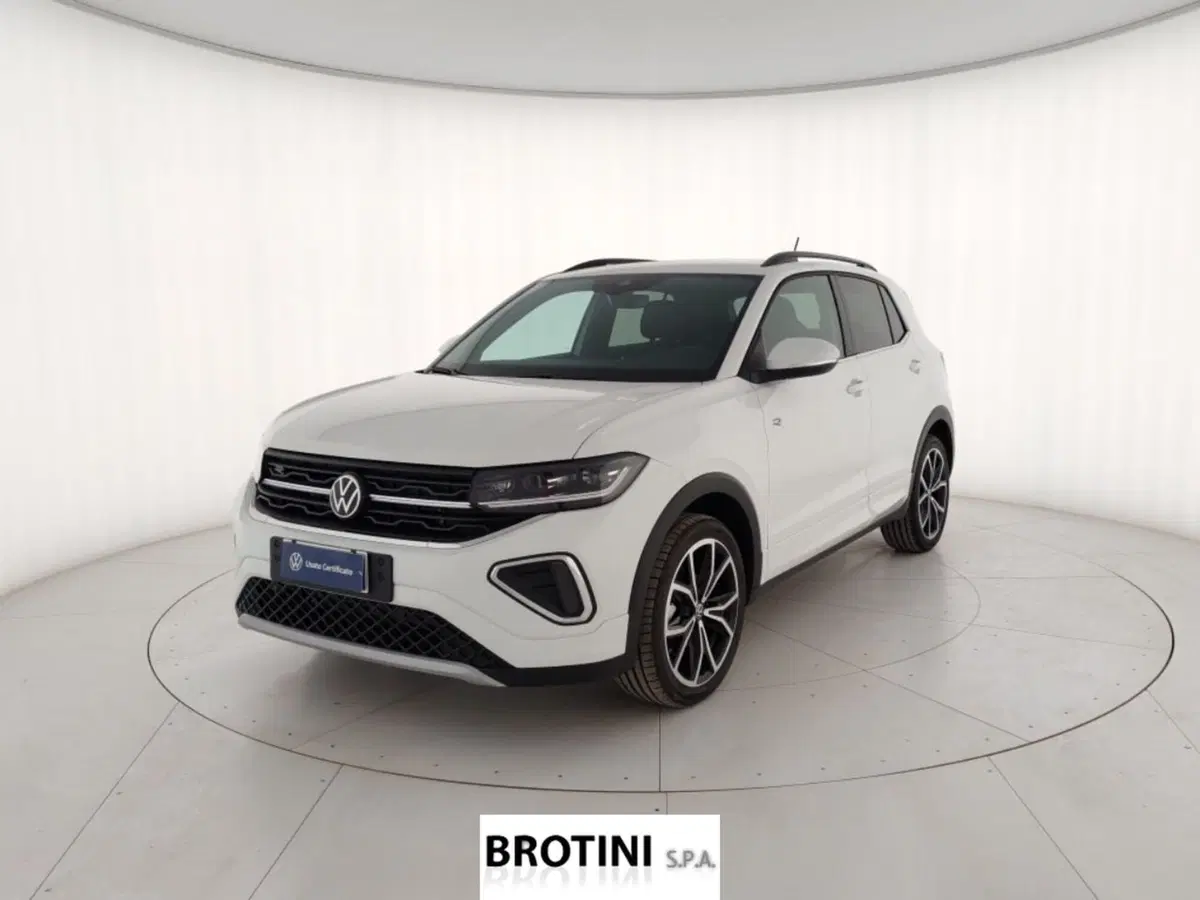 Volkswagen T-Cross nuova a Massa-Carrara