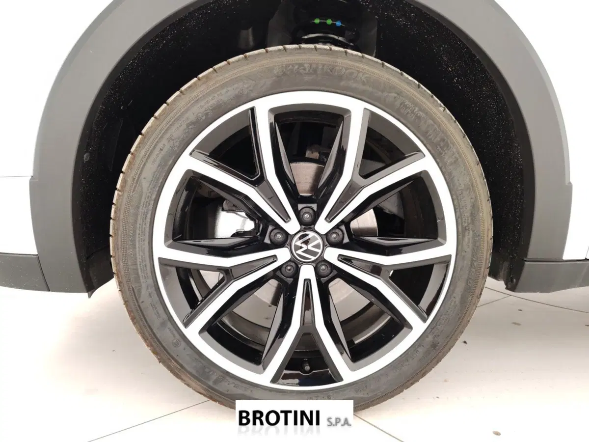 Volkswagen T-Cross nuova a Massa-Carrara (6)