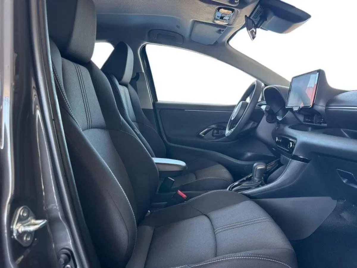 Toyota Yaris nuova a Perugia (14)