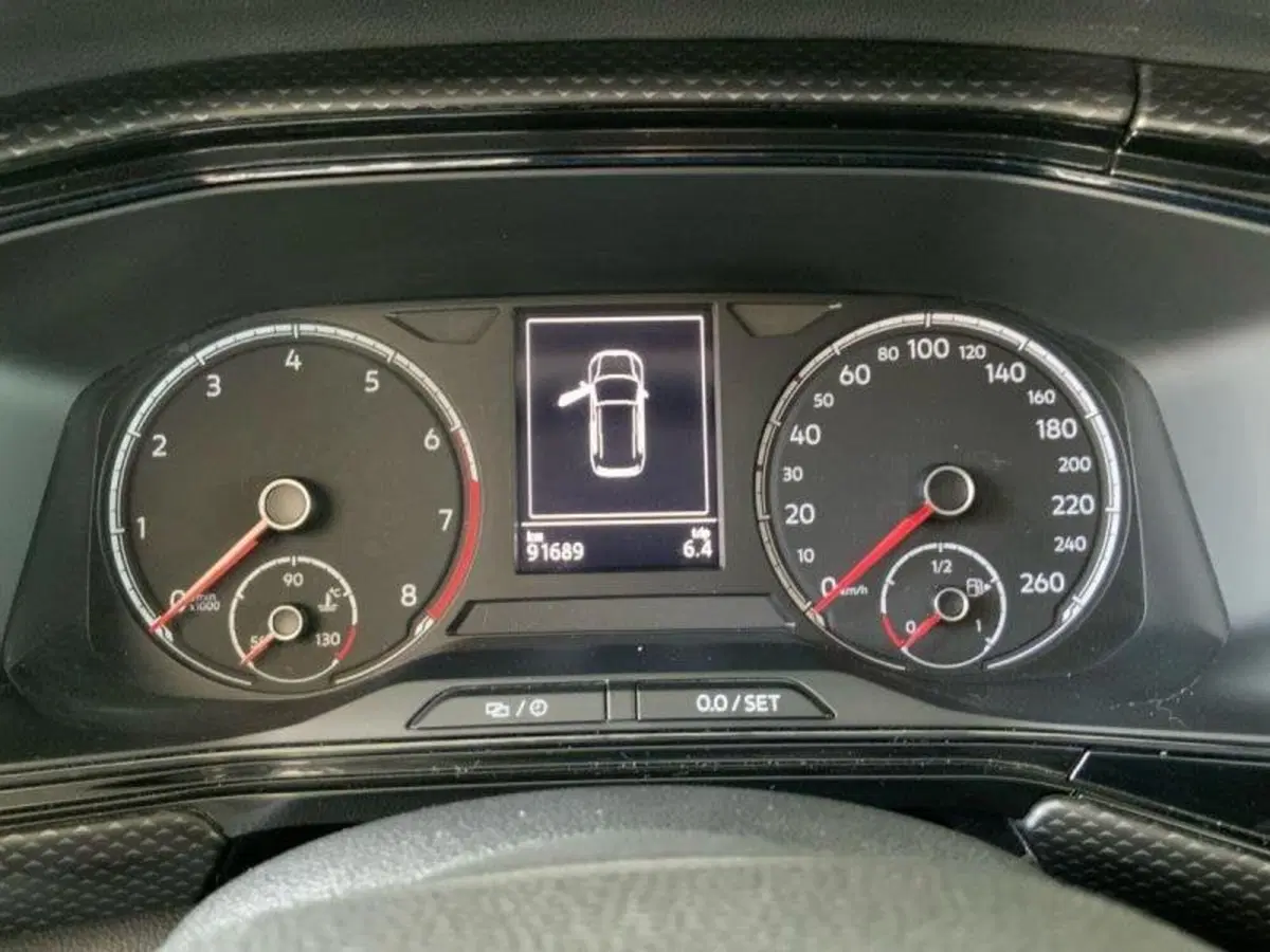 Volkswagen T-Cross usata a Perugia (8)