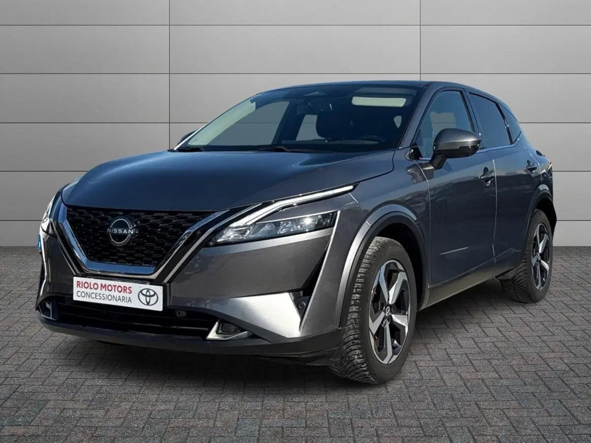 Nissan Qashqai usata a Palermo