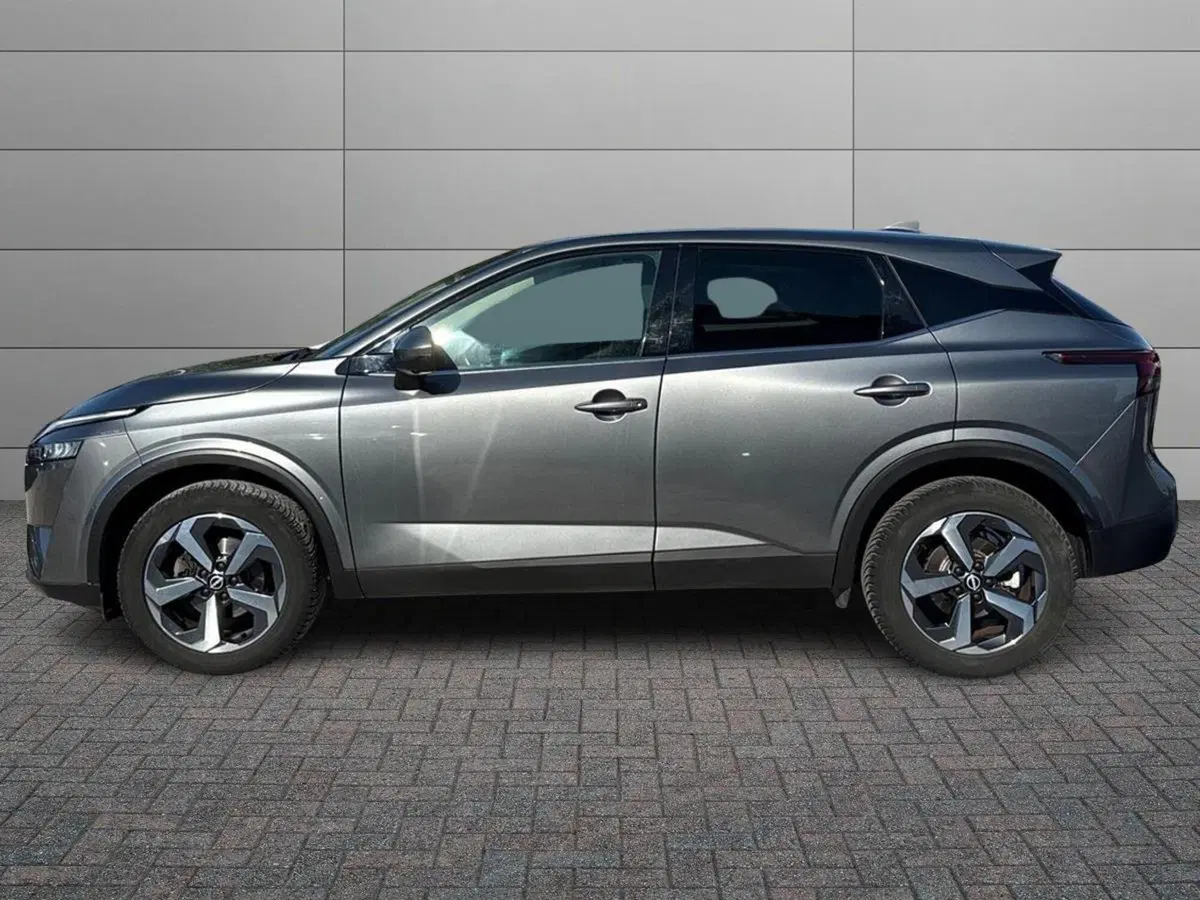 Nissan Qashqai usata a Palermo (2)