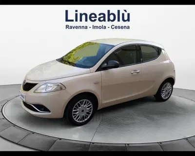 Lancia Ypsilon 1.2 69 CV 5 porte GPL Silver Plus del 2016 usata a Cesena