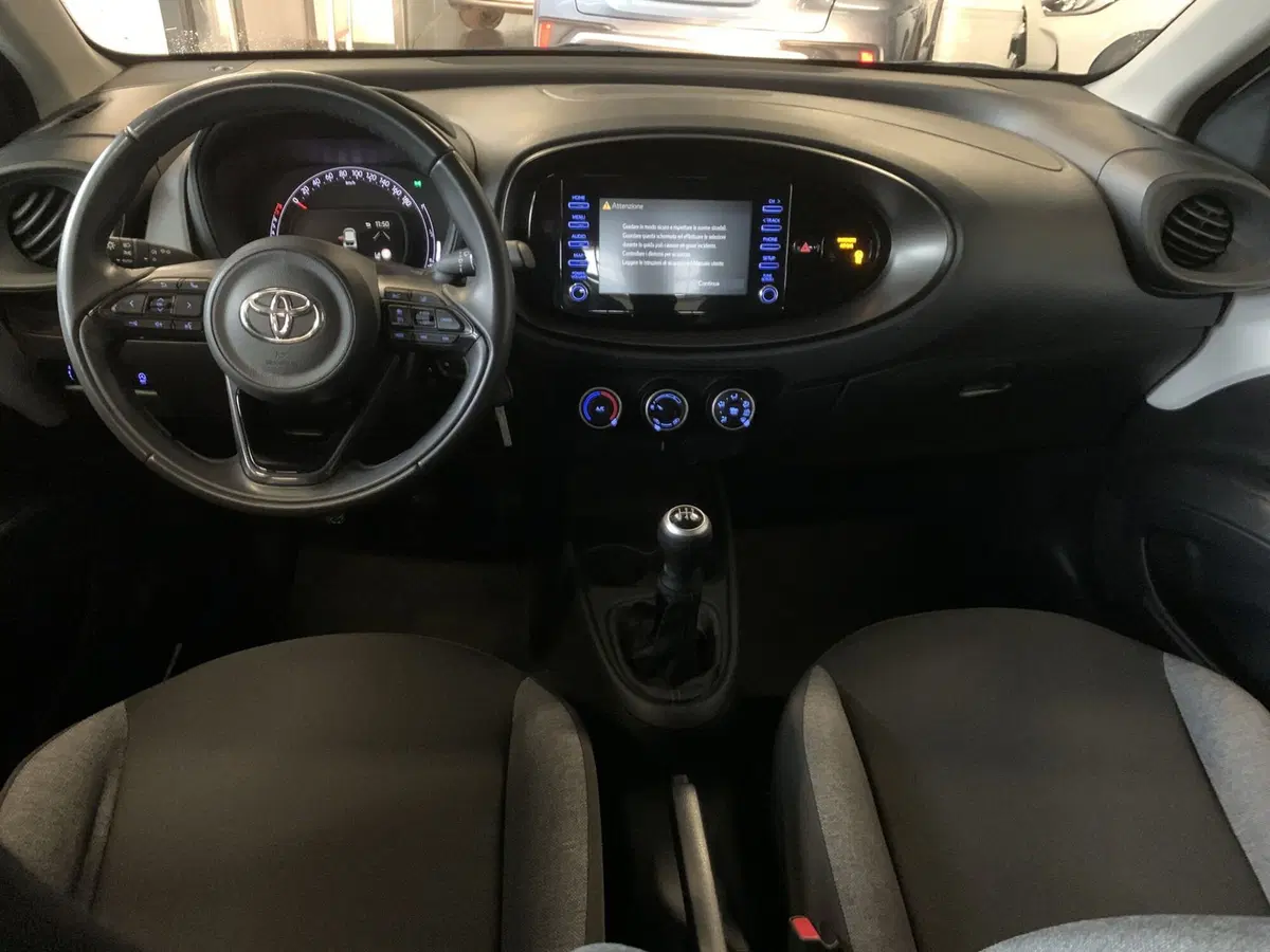 Toyota Aygo X usata a Bergamo (9)