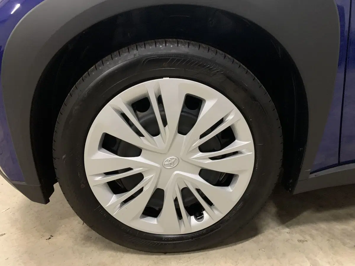 Toyota Aygo X nuova a Bergamo (14)