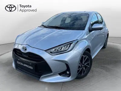 Toyota Yaris 1.5 Hybrid 5 porte Trend del 2023 usata a Curno