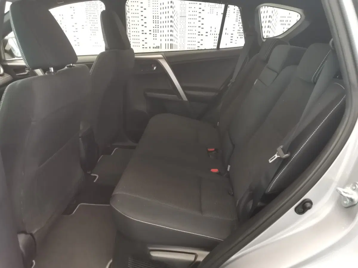 Toyota Rav4 usata a Bergamo (18)