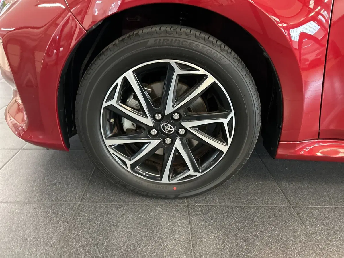 Toyota Yaris usata a Bergamo (14)