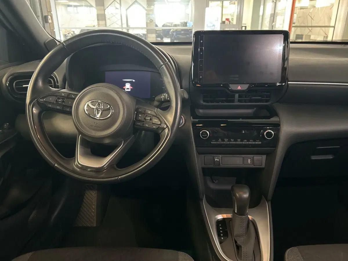 Toyota Yaris Cross usata a Bergamo (10)