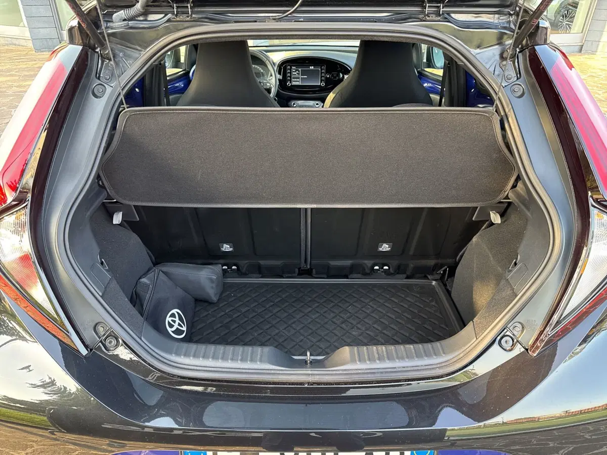 Toyota Aygo X usata a Bergamo (12)