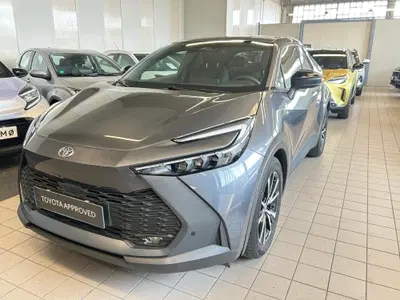 Toyota Toyota C-HR 2.0 hv Trend awd e-cvt del 2024 usata a Curno