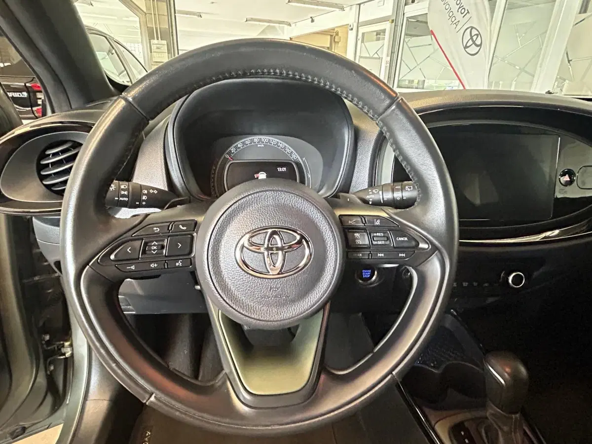 Toyota Aygo X usata a Bergamo (8)