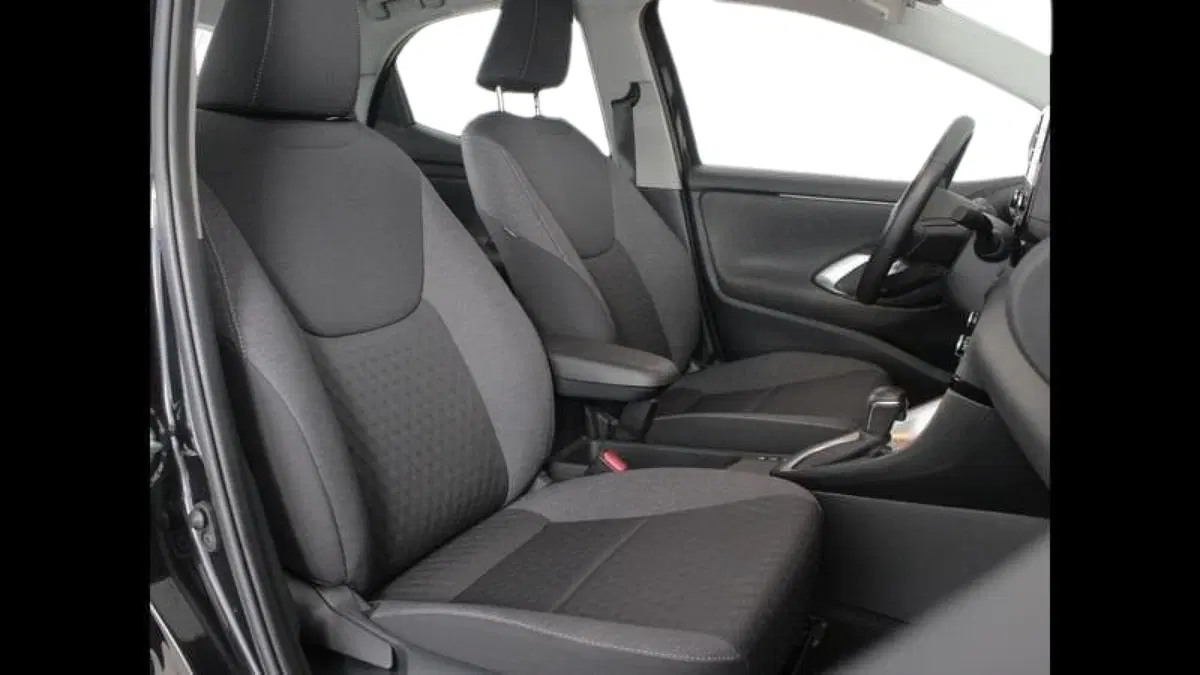 Toyota Yaris usata a Bergamo (6)