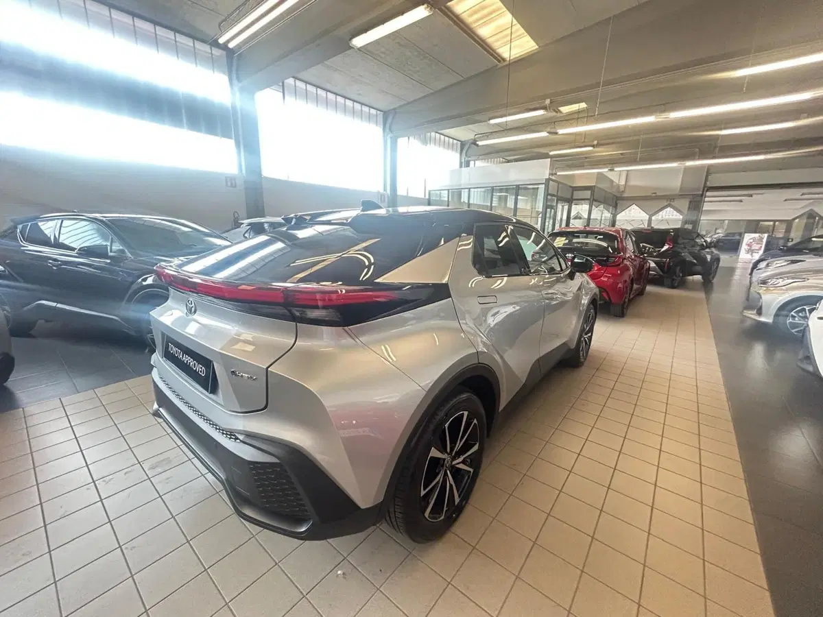 Toyota Toyota C-HR usata a Bergamo (14)