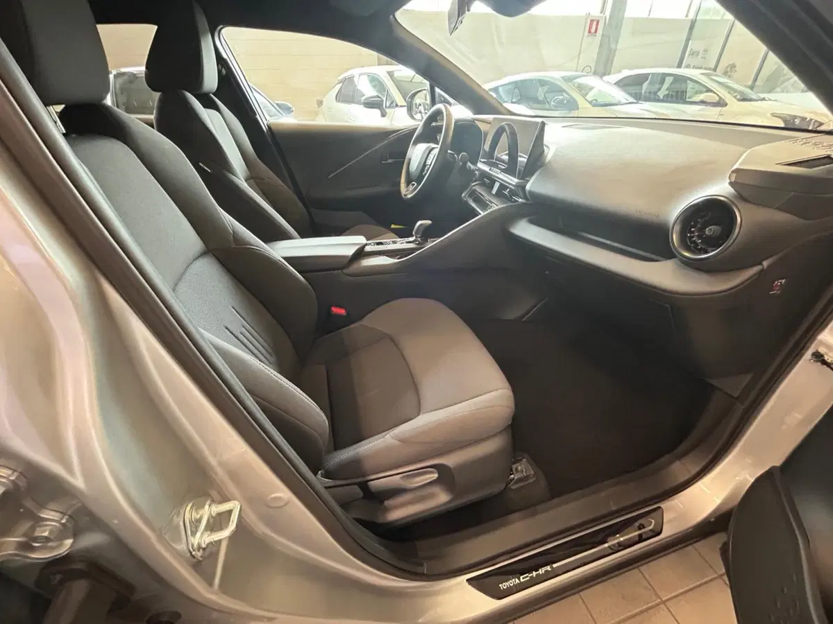 Toyota Toyota C-HR usata a Bergamo (7)