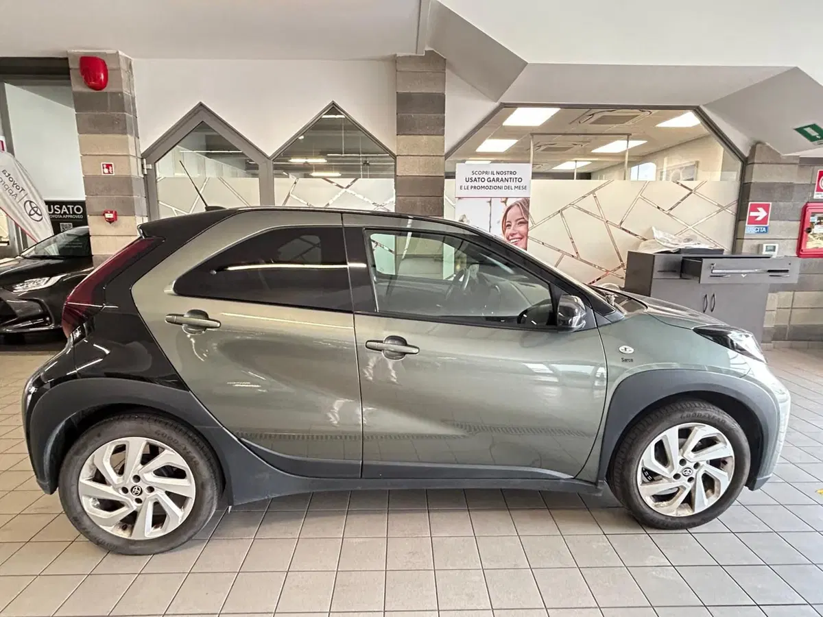 Toyota Aygo X usata a Bergamo (9)