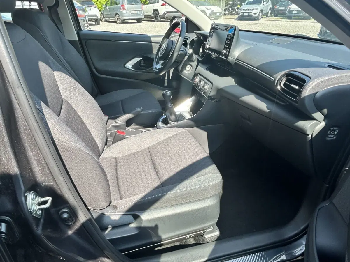 Toyota Yaris usata a Bergamo (7)