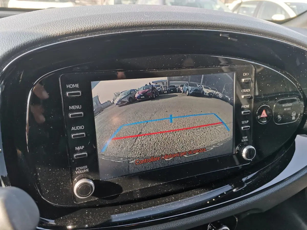 Toyota Aygo X usata a Bergamo (17)