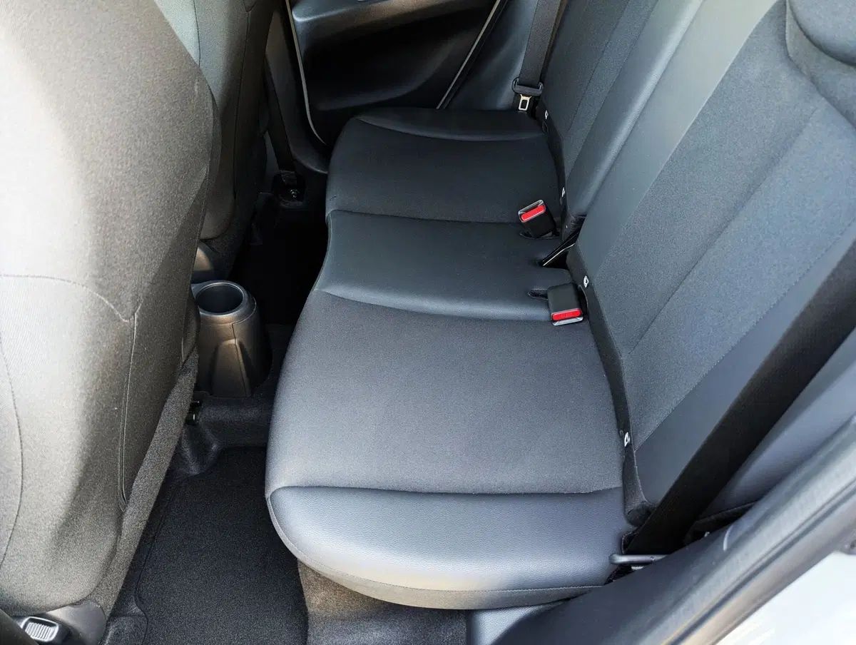 Toyota Aygo X usata a Pescara (12)