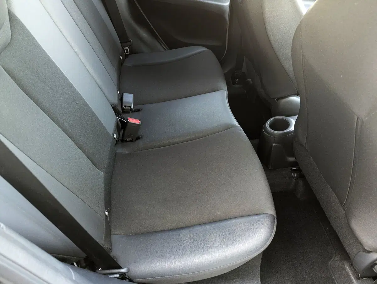 Toyota Aygo X usata a Pescara (14)