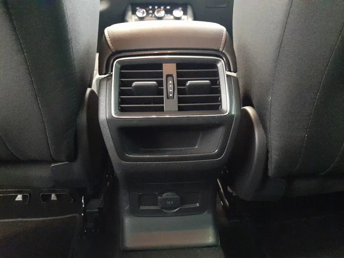 Skoda Karoq usata a Bologna (16)