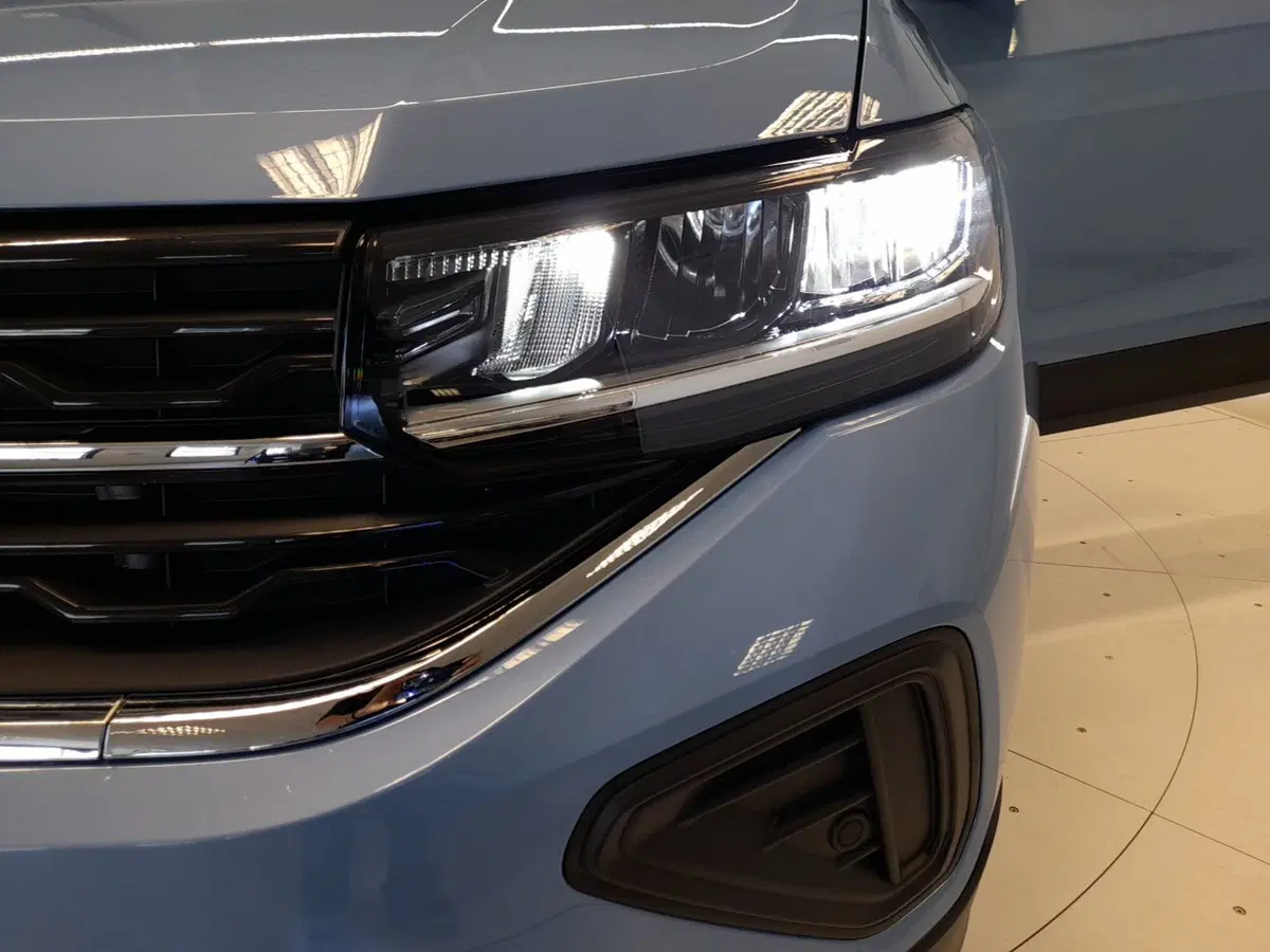 Volkswagen T-Cross nuova a Bologna (8)