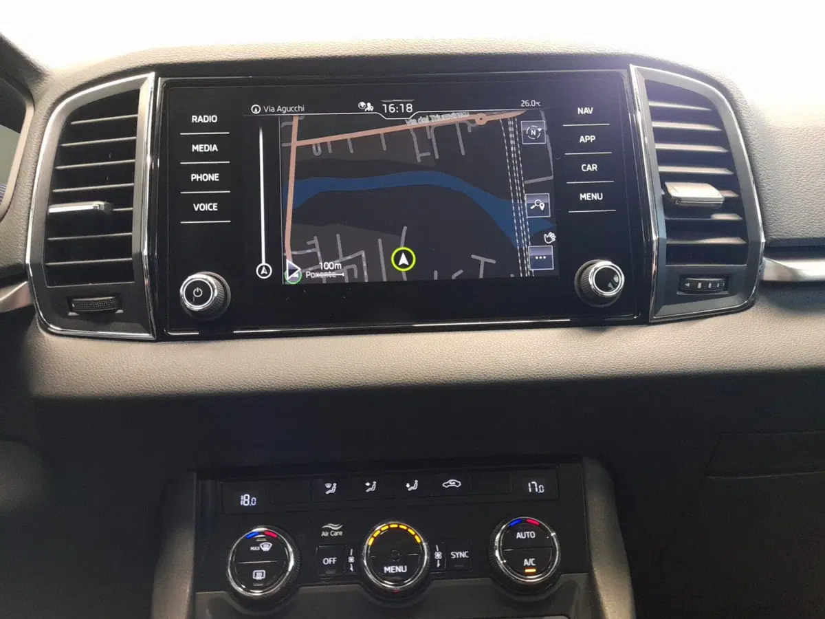 Skoda Karoq usata a Bologna (14)