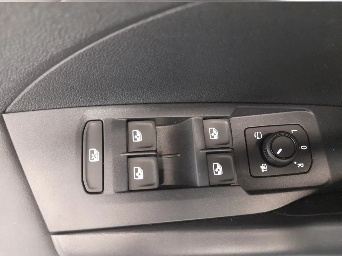 Volkswagen T-Cross nuova a Bologna (9)