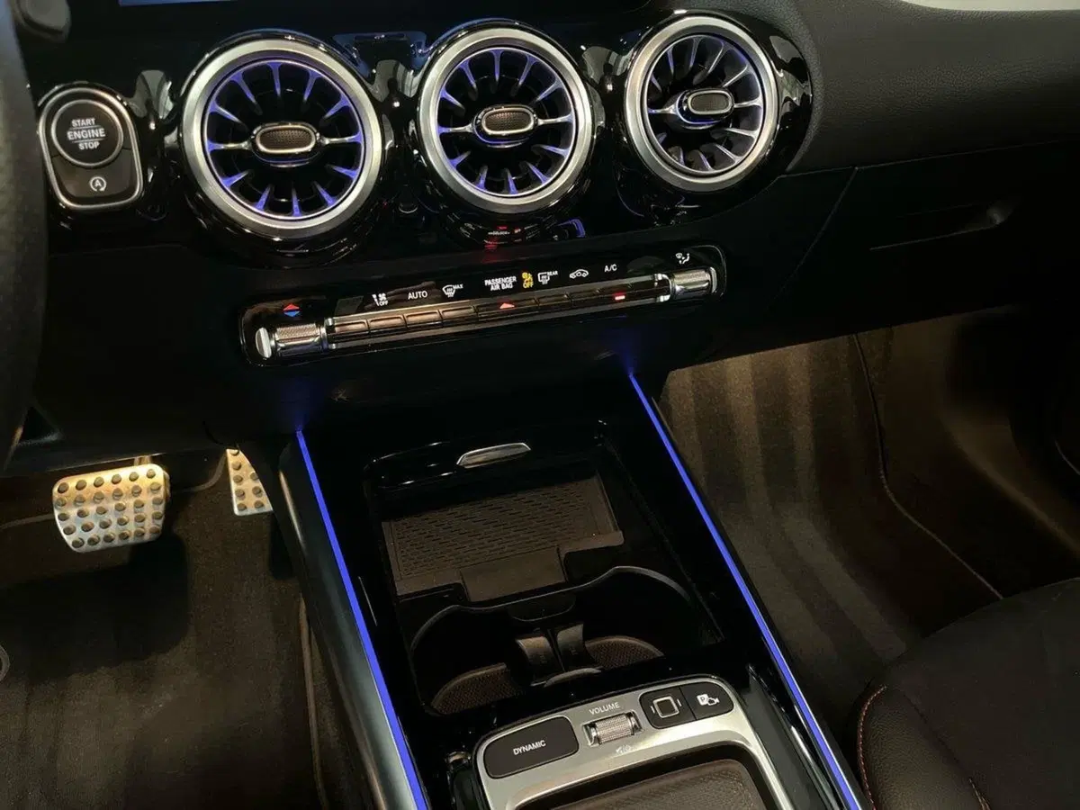 Mercedes-Benz GLA SUV usata a Firenze (14)