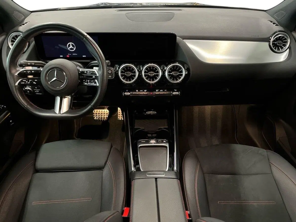 Mercedes-Benz GLA SUV usata a Firenze (9)