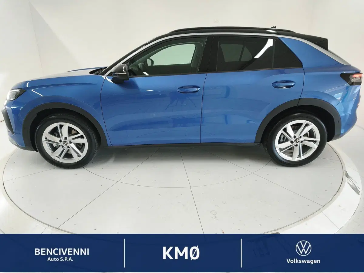 Volkswagen T-Roc nuova a Catanzaro (14)