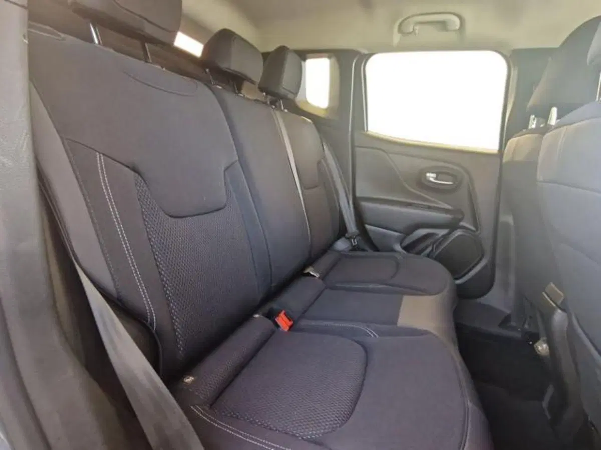 Jeep Renegade usata a Salerno (14)