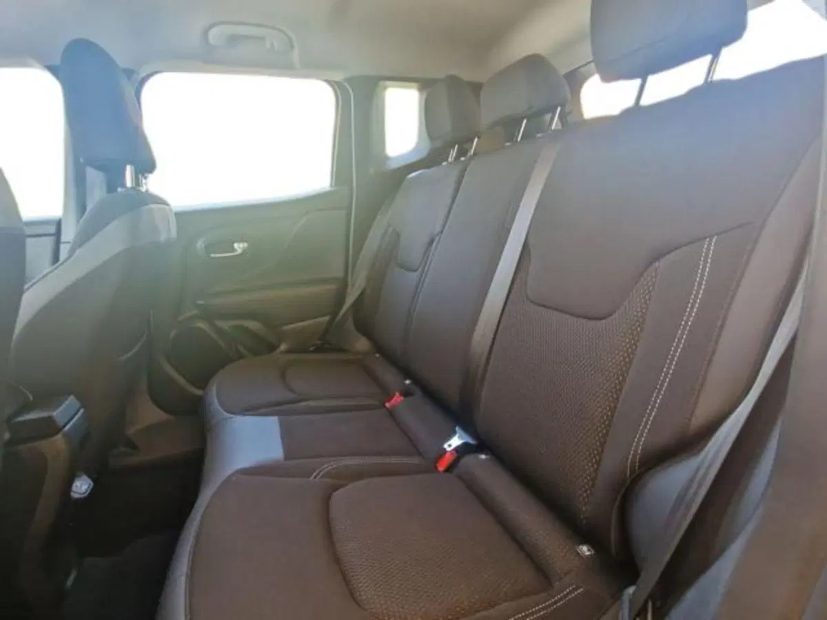 Jeep Renegade usata a Salerno (15)