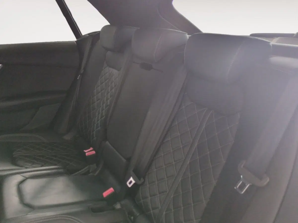 Audi Q8 Sportback usata a Agrigento (12)