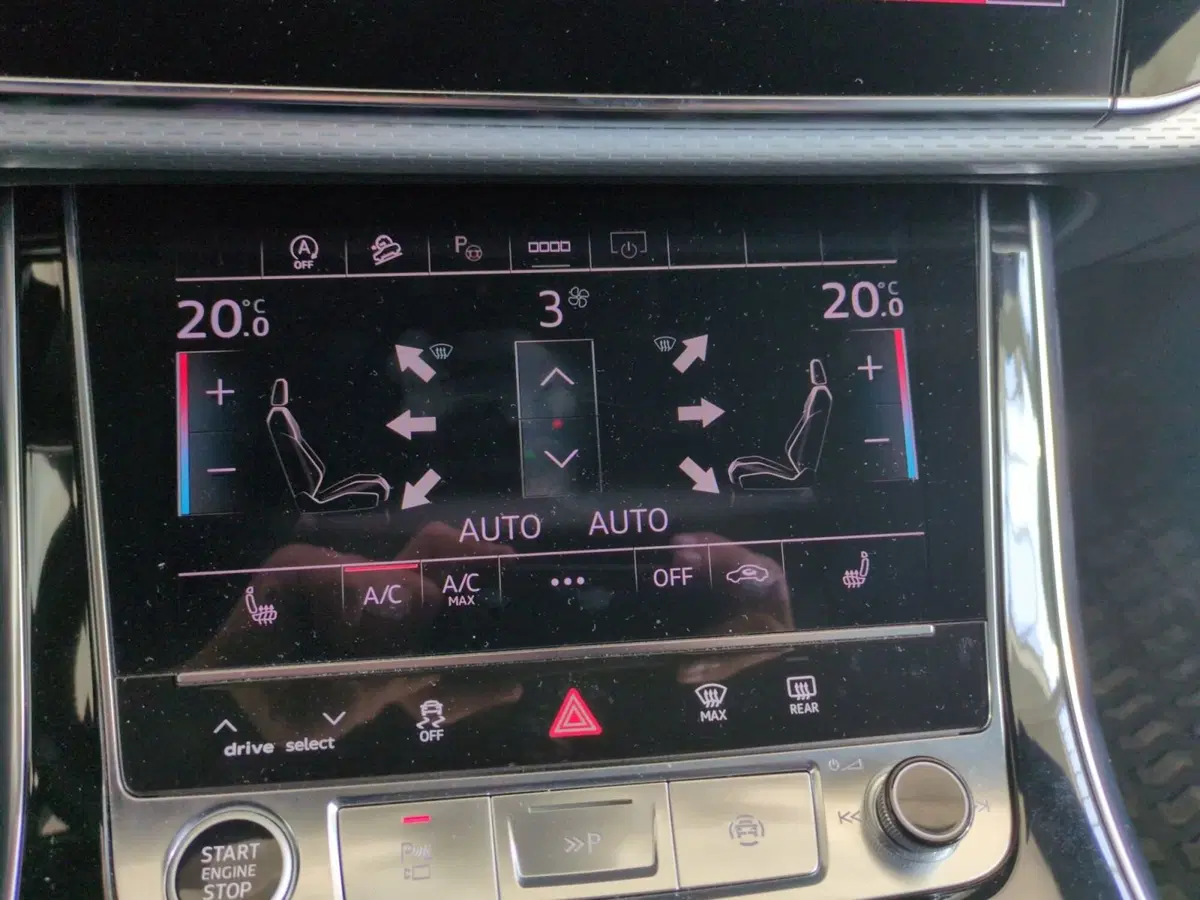Audi Q8 Sportback usata a Agrigento (14)