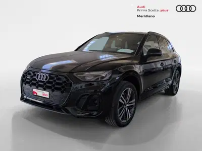 Audi Q5 40 2.0 tdi mhev 12V Identity Black quattro s-tronic del 2025 usata a Favara