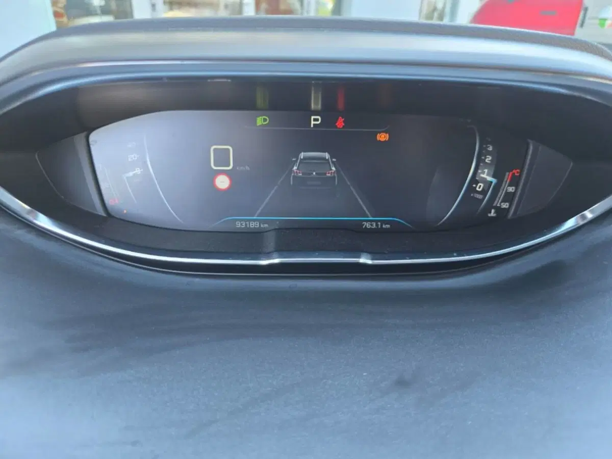 Peugeot 5008 usata a Foggia (11)