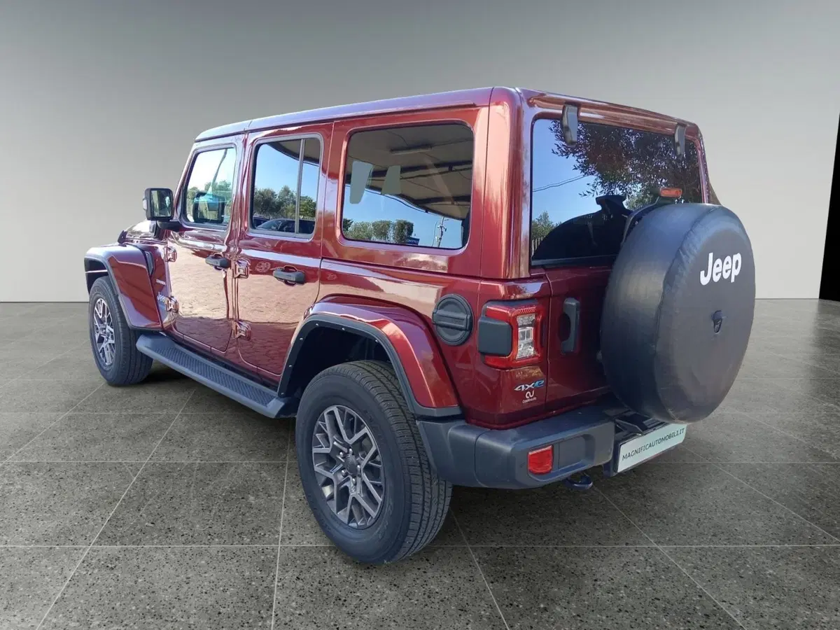Jeep Wrangler Unlimited usata a Bari (2)