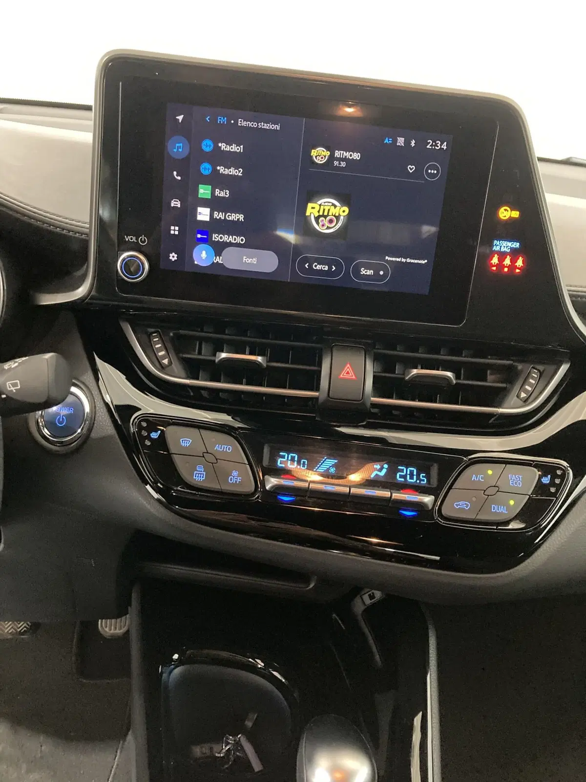 Toyota Toyota C-HR usata a Barletta-Andria-Trani (15)